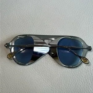 Gucci | Accessories | Authentic Gucci Shades Color Blue  display picture 2